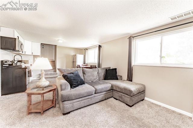 2202 Greenwich Circle, Colorado Springs, CO 80909