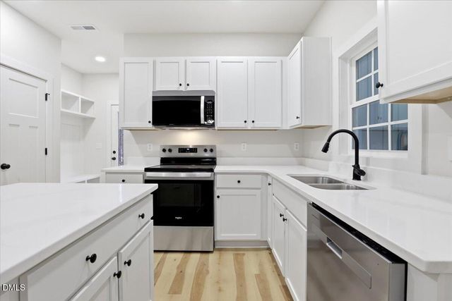 12863 Eagle Ridge Drive, Zebulon, NC 27597