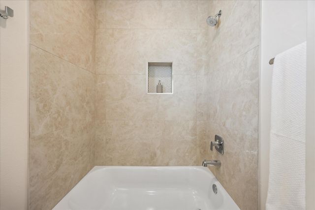 5905 Urban Pines Street, Houston, TX 77091