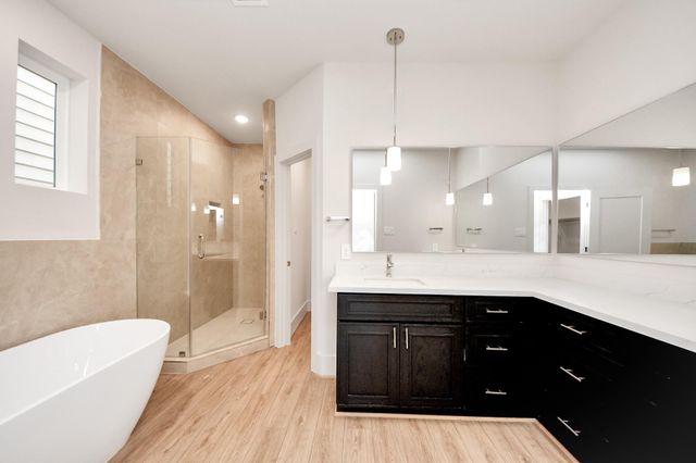 5905 Urban Pines Street, Houston, TX 77091