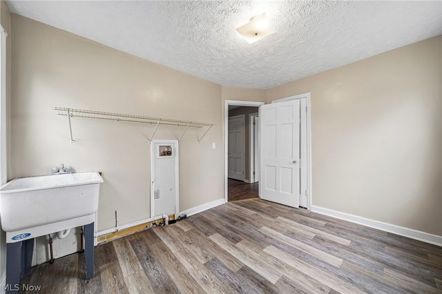 729 W Main Street, Geneva, OH 44041