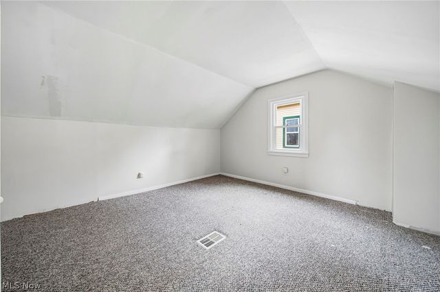 729 W Main Street, Geneva, OH 44041