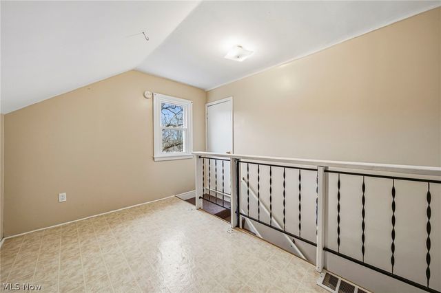 729 W Main Street, Geneva, OH 44041