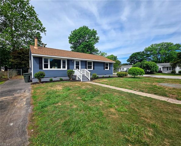 45 Londonshire TER, Hampton, VA 23666
