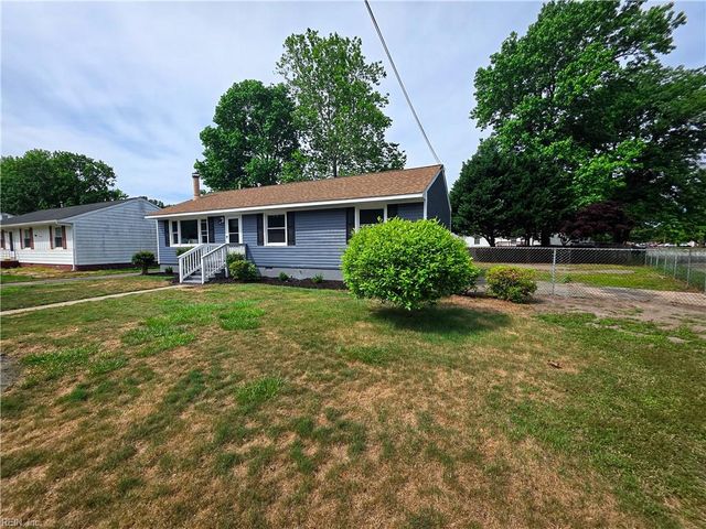 45 Londonshire TER, Hampton, VA 23666