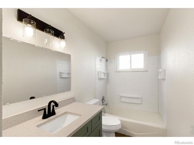 4940 W 9th St Dr, Greeley, CO 80634