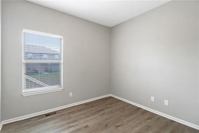 1205 NW Hilltop Lane, Grain Valley, MO 64029