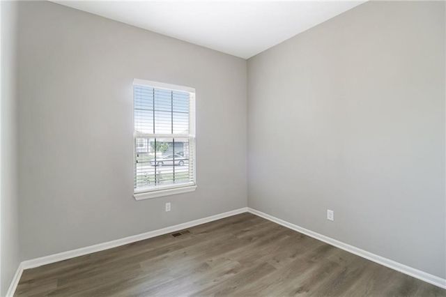 1205 NW Hilltop Lane, Grain Valley, MO 64029