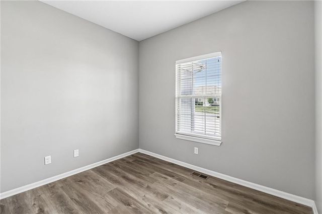1205 NW Hilltop Lane, Grain Valley, MO 64029