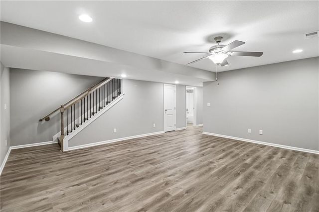 1205 NW Hilltop Lane, Grain Valley, MO 64029