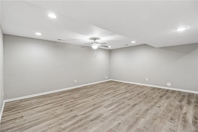 1205 NW Hilltop Lane, Grain Valley, MO 64029