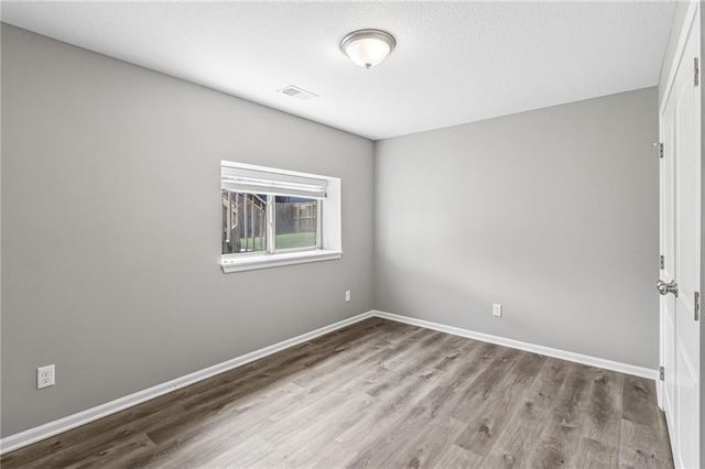 1205 NW Hilltop Lane, Grain Valley, MO 64029