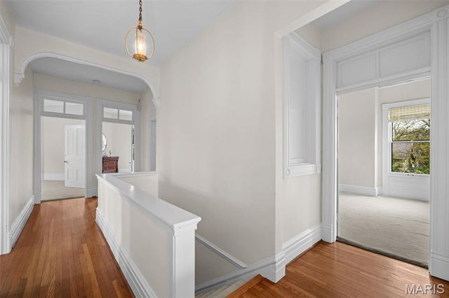 156 Gray Avenue, Webster Groves, MO 63119