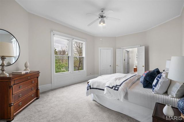 156 Gray Avenue, Webster Groves, MO 63119