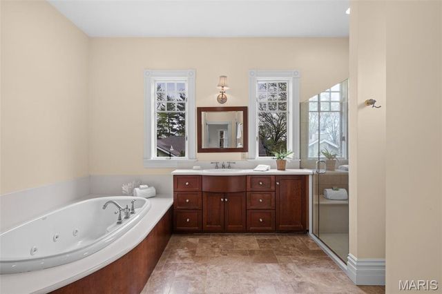 156 Gray Avenue, Webster Groves, MO 63119