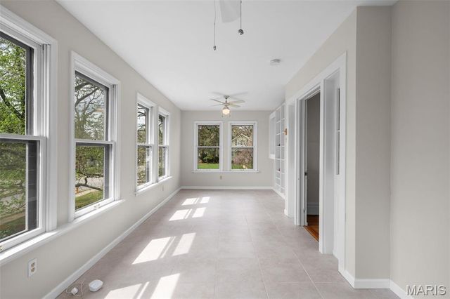 156 Gray Avenue, Webster Groves, MO 63119