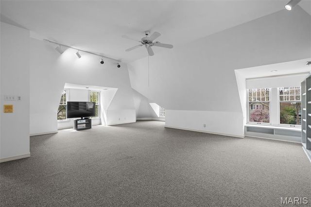 156 Gray Avenue, Webster Groves, MO 63119