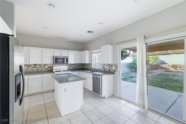 7129 Dillseed Drive, Las Vegas, NV 89131