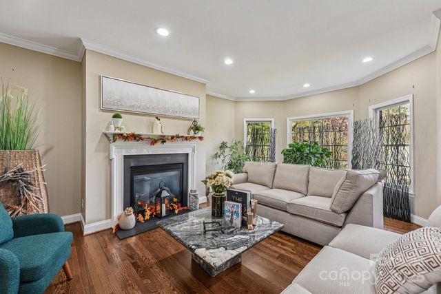 2710 Ashbourne Drive, Gastonia, NC 28056