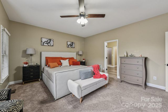 2710 Ashbourne Drive, Gastonia, NC 28056