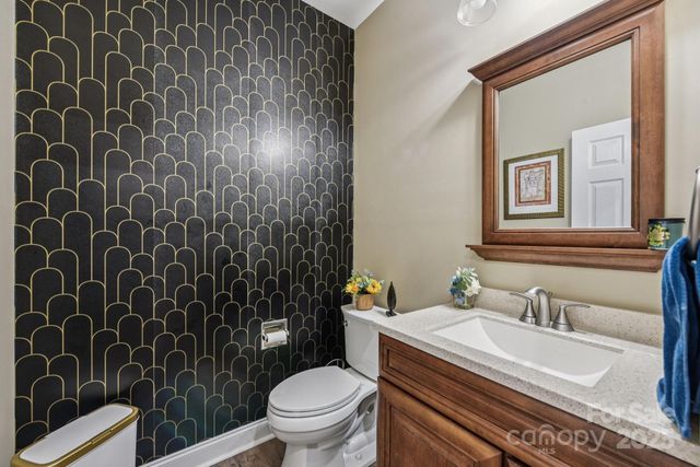 2710 Ashbourne Drive, Gastonia, NC 28056