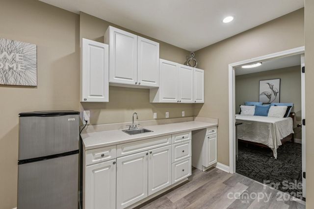 2710 Ashbourne Drive, Gastonia, NC 28056