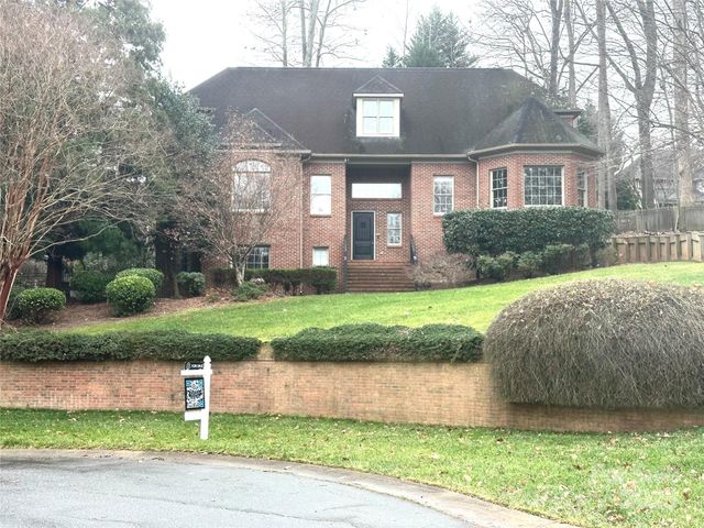 2710 Ashbourne Drive, Gastonia, NC 28056