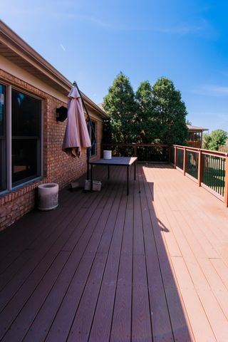 1324 Saddle Club Way, Lexington, KY 40504