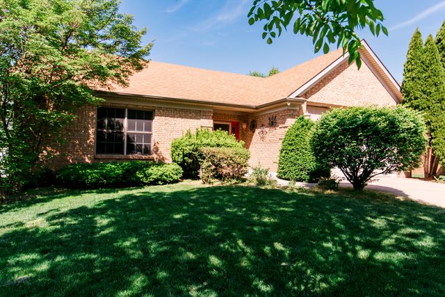 1324 Saddle Club Way, Lexington, KY 40504