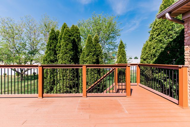 1324 Saddle Club Way, Lexington, KY 40504