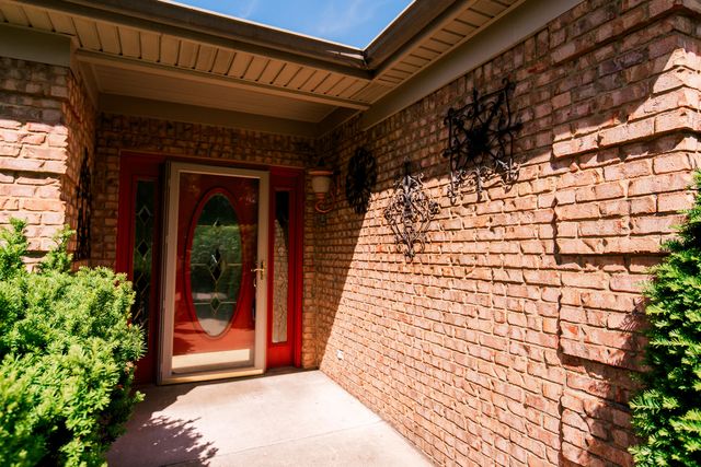 1324 Saddle Club Way, Lexington, KY 40504