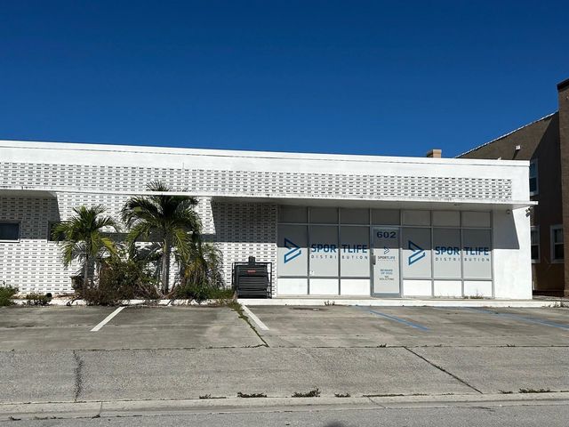 602 S 5th Street, Fort Pierce, FL 34950