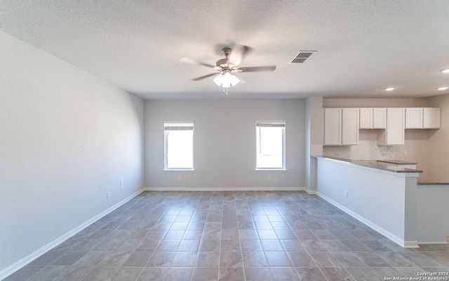 5215 Olene Flats, Von Ormy, TX 78073