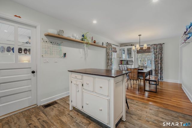 28 Mill Creek Road, Branford, CT 06405