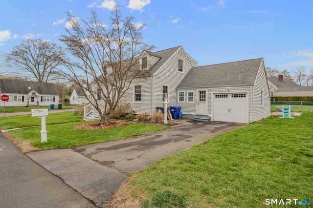 28 Mill Creek Road, Branford, CT 06405