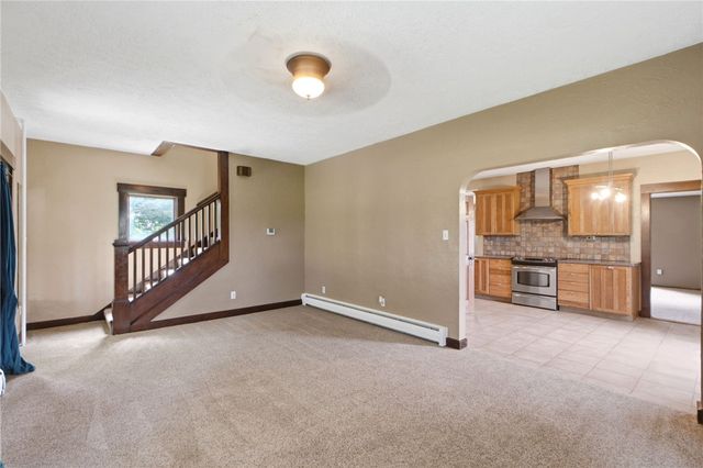 185 S Valley Road, Xenia, OH 45385