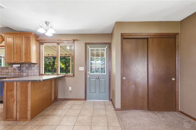 185 S Valley Road, Xenia, OH 45385