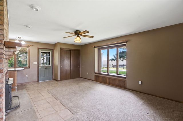 185 S Valley Road, Xenia, OH 45385