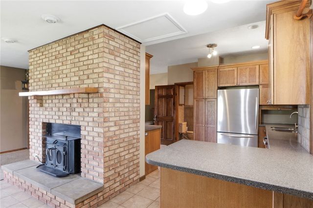 185 S Valley Road, Xenia, OH 45385