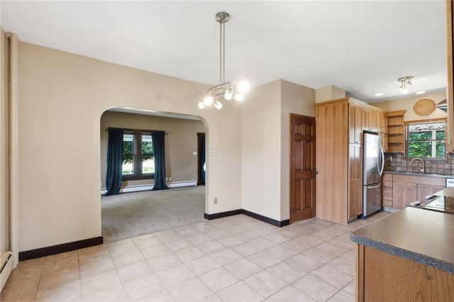 185 S Valley Road, Xenia, OH 45385