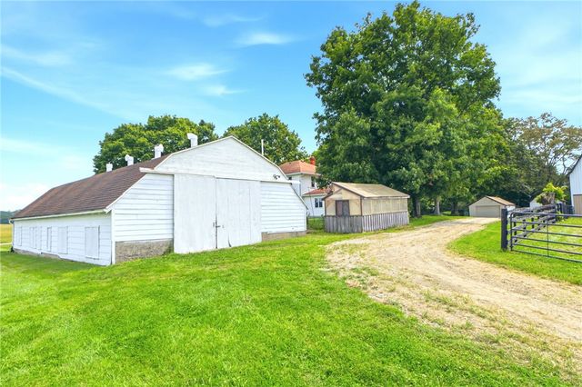 185 S Valley Road, Xenia, OH 45385