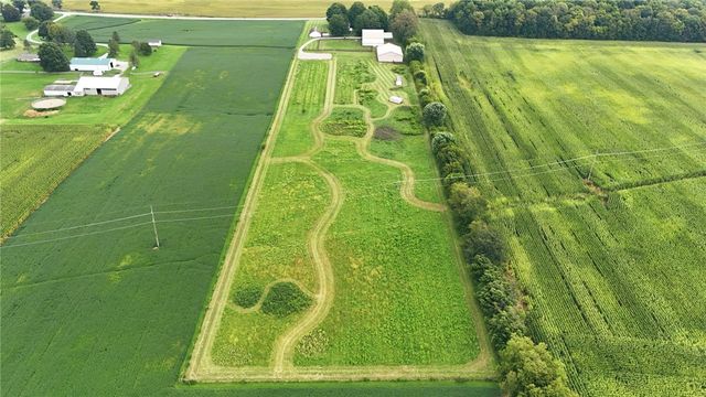 185 S Valley Road, Xenia, OH 45385
