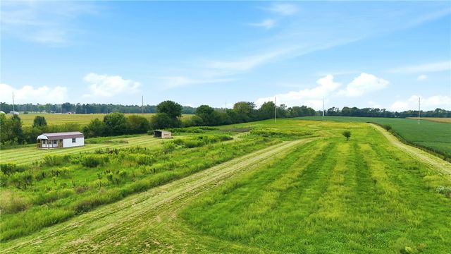 185 S Valley Road, Xenia, OH 45385