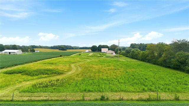 185 S Valley Road, Xenia, OH 45385