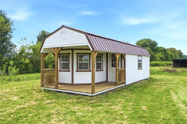 185 S Valley Road, Xenia, OH 45385