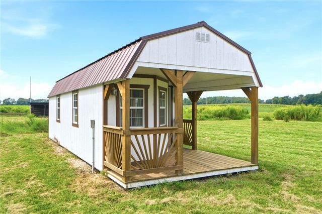 185 S Valley Road, Xenia, OH 45385