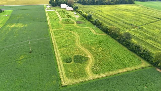 185 S Valley Road, Xenia, OH 45385