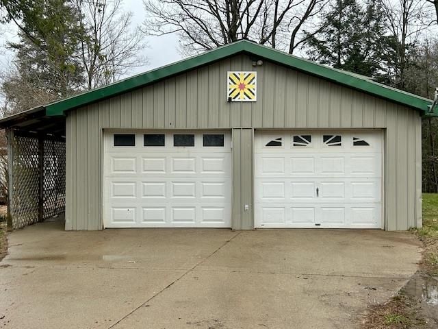 4612 Birch Park Drive, Gladwin, MI 48624