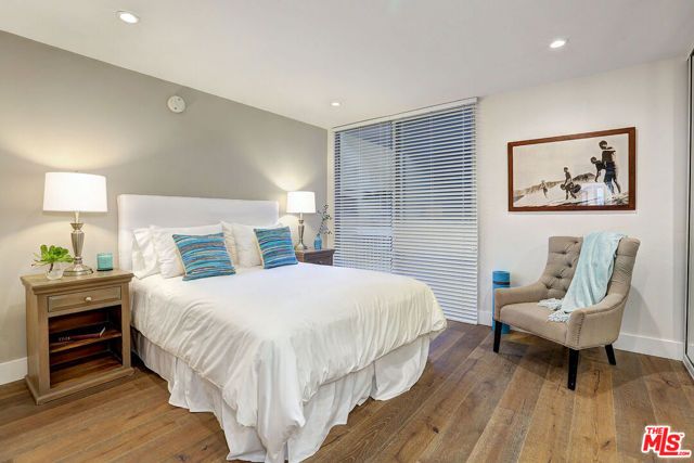1025 Ocean Avenue 102, Santa Monica, CA 90403