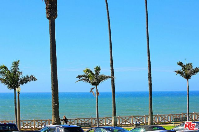 1025 Ocean Avenue 102, Santa Monica, CA 90403